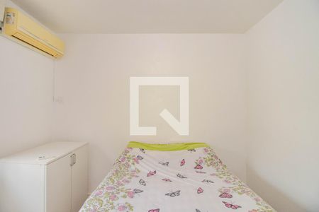 Quarto de apartamento para alugar com 1 quarto, 42m² em Vila Ipiranga, Porto Alegre