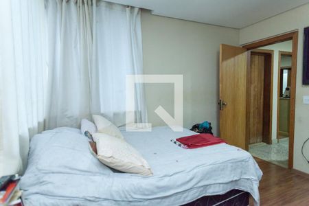 quarto 1 de casa de condomínio à venda com 3 quartos, 160m² em Fazenda dos Pires, Nova Lima