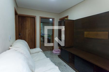 sala de casa de condomínio à venda com 3 quartos, 160m² em Fazenda dos Pires, Nova Lima