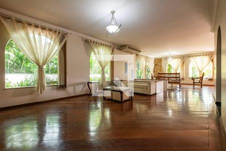 Sala de casa para alugar com 5 quartos, 700m² em Alto de Pinheiros, São Paulo