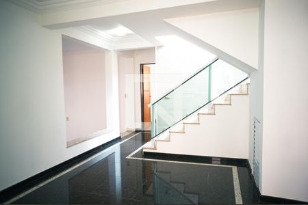 Sala 1 de casa de condomínio para alugar com 4 quartos, 400m² em Granja Viana, Cotia