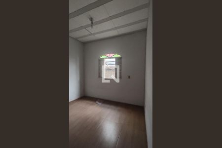 Quarto 1 de casa para alugar com 2 quartos, 400m² em Canadá, Contagem