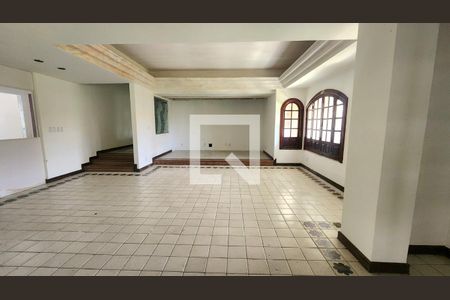Sala 1 de casa para alugar com 7 quartos, 800m² em Itaigara, Salvador