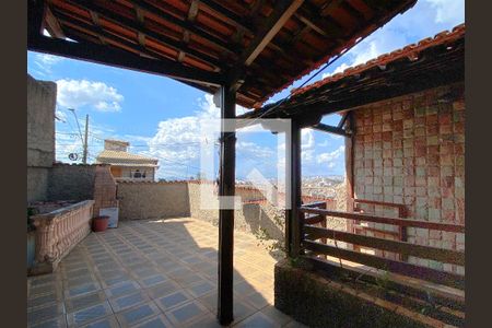 Casa 1 - Varanda de casa para alugar com 6 quartos, 448m² em Vila Ermelinda, Belo Horizonte