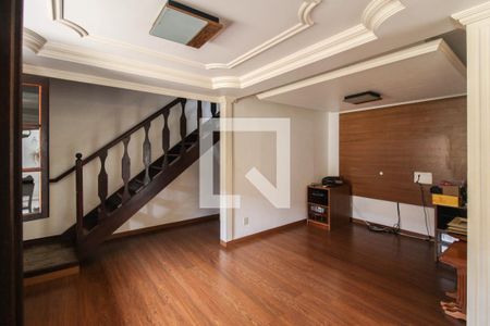 Sala de casa para alugar com 4 quartos, 250m² em Rocha Sobrinho, Mesquita