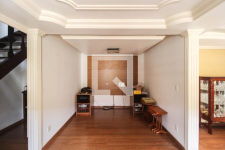 Sala de casa para alugar com 4 quartos, 250m² em Rocha Sobrinho, Mesquita