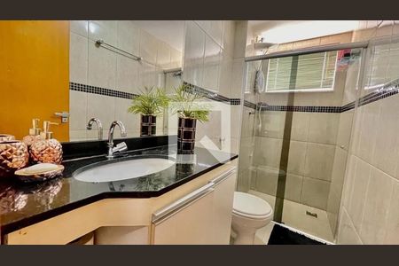 Banheiro de apartamento à venda com 3 quartos, 360m² em Dom Cabral, Belo Horizonte
