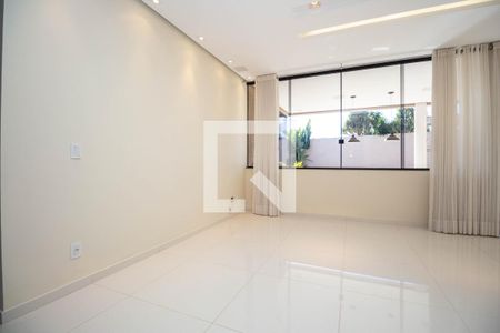 Sala 1 de casa de condomínio para alugar com 5 quartos, 1000m² em Sh Contagem, Brasília