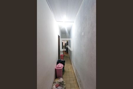 Corredor de casa para alugar com 2 quartos, 200m² em Jardim Colorado, São Paulo