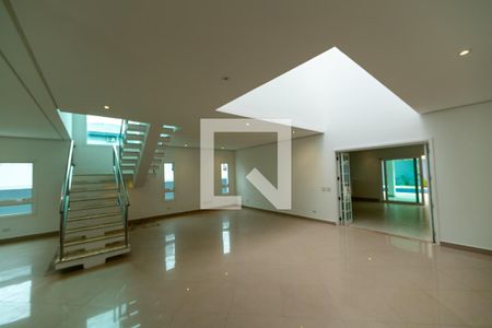 Sala de casa de condomínio para alugar com 6 quartos, 550m² em Residencial Morada dos Lagos, Barueri