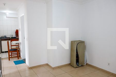 Sala de apartamento à venda com 2 quartos, 60m² em Metalúrgicos, Osasco