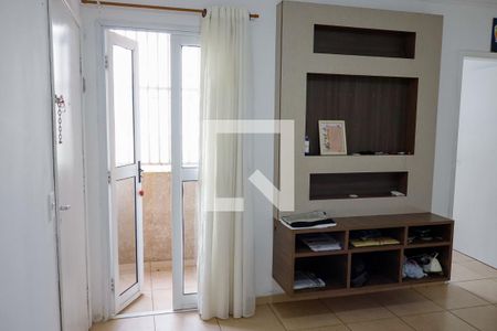 Sala de apartamento à venda com 2 quartos, 60m² em Metalúrgicos, Osasco