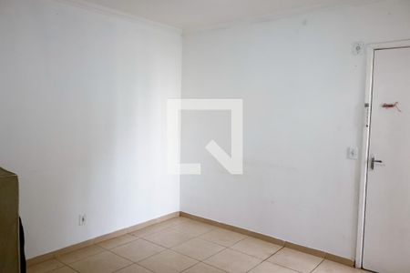 Sala de apartamento à venda com 2 quartos, 60m² em Metalúrgicos, Osasco