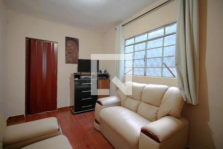Sala de casa à venda com 3 quartos, 189m² em Nova Suíça, Belo Horizonte