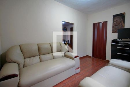 Sala de casa à venda com 3 quartos, 189m² em Nova Suíça, Belo Horizonte