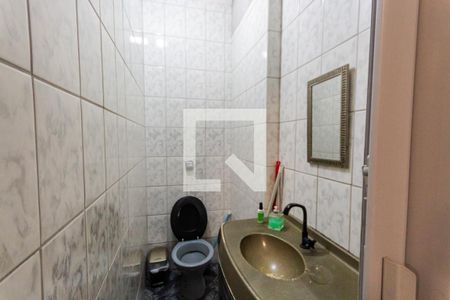 Lavabo de casa à venda com 4 quartos, 185m² em Vila Lucinda, Santo André
