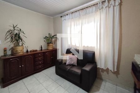 Sala de Estar de casa à venda com 4 quartos, 160m² em Jardim São Vicente, Campinas