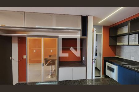 Cozinha e Área de Serviço de apartamento para alugar com 2 quartos, 71m² em Vila Nambi, Jundiaí