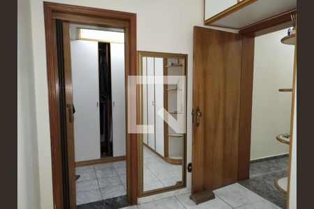 Casa à venda com 5 quartos, 450m² em Vila Londrina, São Paulo