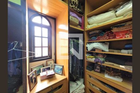 Casa à venda com 3 quartos, 230m² em Nova Petrópolis, São Bernardo do Campo