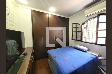 Casa à venda com 3 quartos, 230m² em Nova Petrópolis, São Bernardo do Campo