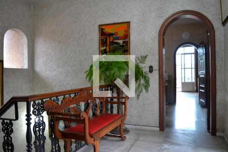 Corredor de casa para alugar com 4 quartos, 650m² em Vila Pires, Santo André