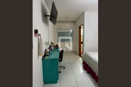 Casa à venda com 4 quartos, 230m² em Jardim Ocara, Santo André
