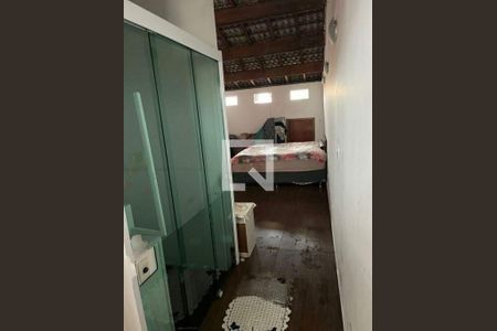 Casa à venda com 4 quartos, 230m² em Jardim Ocara, Santo André
