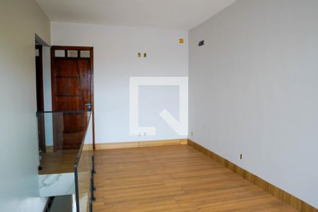Sala 2 de casa para alugar com 4 quartos, 600m² em Parque Sao Jorge, Aparecida de Goiânia