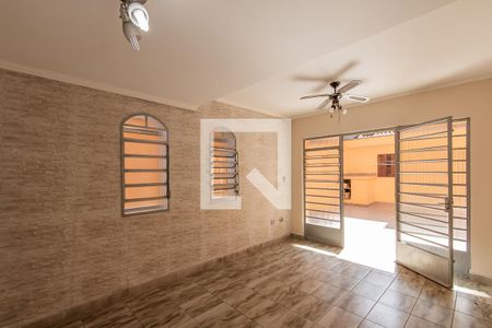 Sala de casa à venda com 4 quartos, 214m² em Vila Matilde, São Paulo