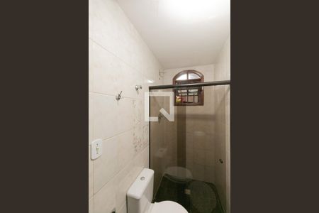 Banheiro de casa de condomínio à venda com 3 quartos, 180m² em Paquetá, Belo Horizonte