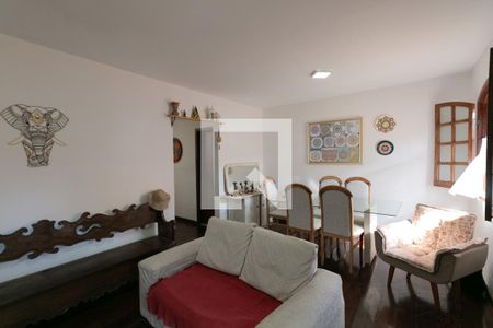 Sala de casa de condomínio à venda com 3 quartos, 180m² em Paquetá, Belo Horizonte