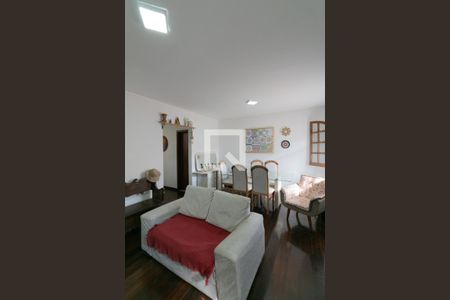 Sala de casa de condomínio à venda com 3 quartos, 180m² em Paquetá, Belo Horizonte