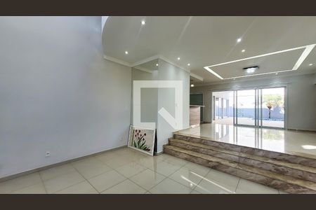 Sala de casa de condomínio à venda com 4 quartos, 360m² em , Campinas