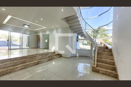 Sala de casa de condomínio à venda com 4 quartos, 360m² em , Campinas