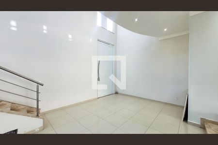 Sala de casa de condomínio à venda com 4 quartos, 360m² em , Campinas
