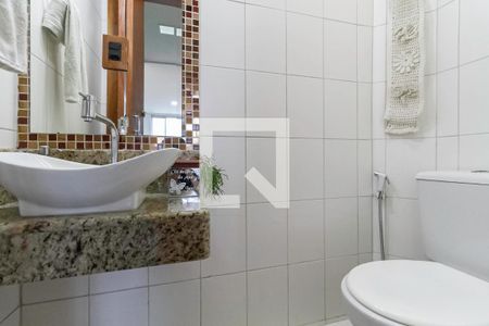 Lavabo 1 de casa à venda com 4 quartos, 138m² em Santa Terezinha, Belo Horizonte