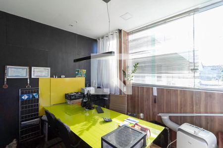 Escritório de casa à venda com 4 quartos, 138m² em Santa Terezinha, Belo Horizonte