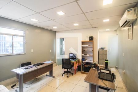 Sala/Quarto de apartamento para alugar com 1 quarto, 35m² em Centro, Nilópolis