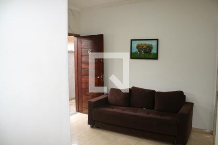 Sala de casa de condomínio para alugar com 1 quarto, 52m² em Maracanã, Praia Grande