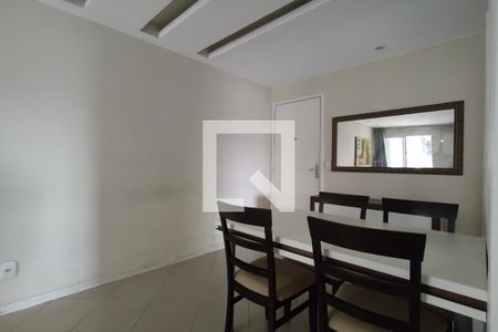 Sala de apartamento à venda com 3 quartos, 70m² em Tanque, Rio de Janeiro