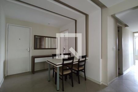 Sala de apartamento à venda com 3 quartos, 70m² em Tanque, Rio de Janeiro