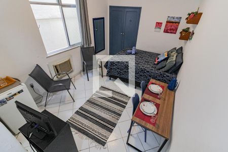 Sala/Quarto de casa à venda com 1 quarto, 20m² em Copacabana, Rio de Janeiro
