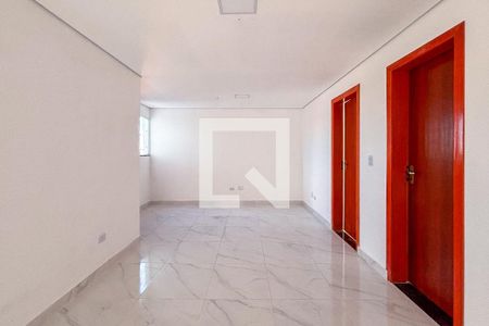 Sala de apartamento para alugar com 3 quartos, 75m² em Vila Dalila, São Paulo
