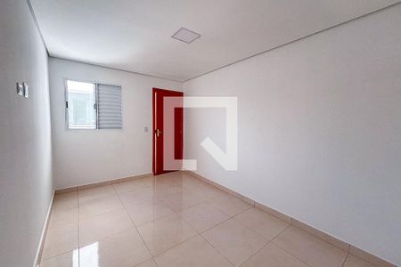 Quarto de apartamento para alugar com 3 quartos, 75m² em Vila Dalila, São Paulo