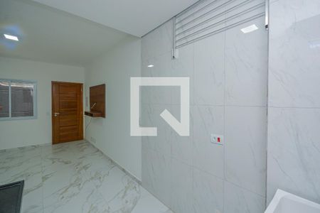 Cozinha e Área de Serviço de apartamento para alugar com 1 quarto, 26m² em Jardim Sabara, São Paulo