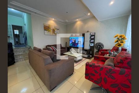 Sala de casa à venda com 3 quartos, 330m² em Butantã, São Paulo