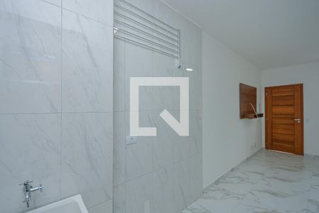 Cozinha e Área de Serviço de apartamento para alugar com 1 quarto, 26m² em Jardim Sabara, São Paulo