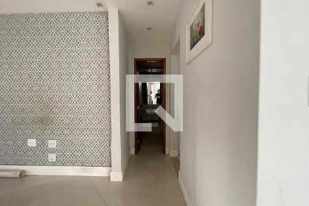 Corredor de casa para alugar com 2 quartos, 100m² em Vila Leopoldina, Duque de Caxias