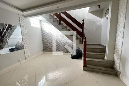 Sala de casa para alugar com 2 quartos, 100m² em Vila Leopoldina, Duque de Caxias